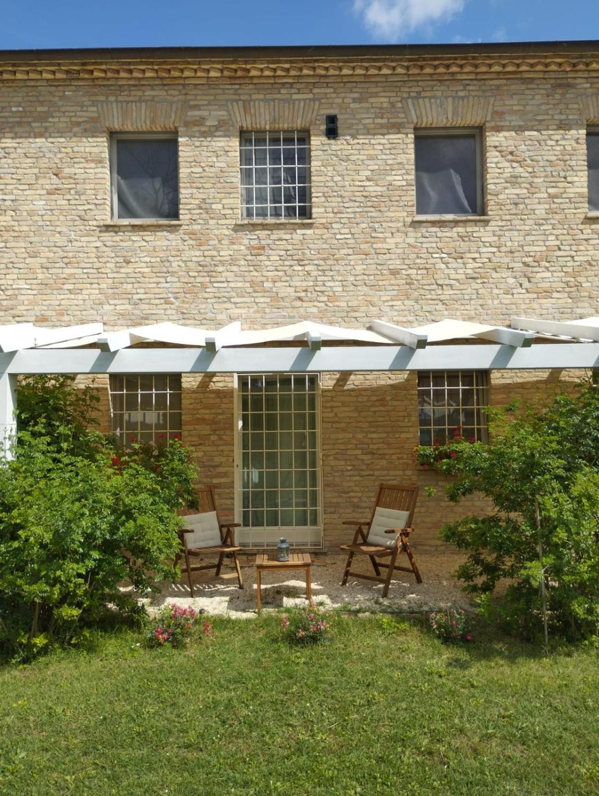 Il Giardino Nella Valle Belvedere Ostrense Номер фото