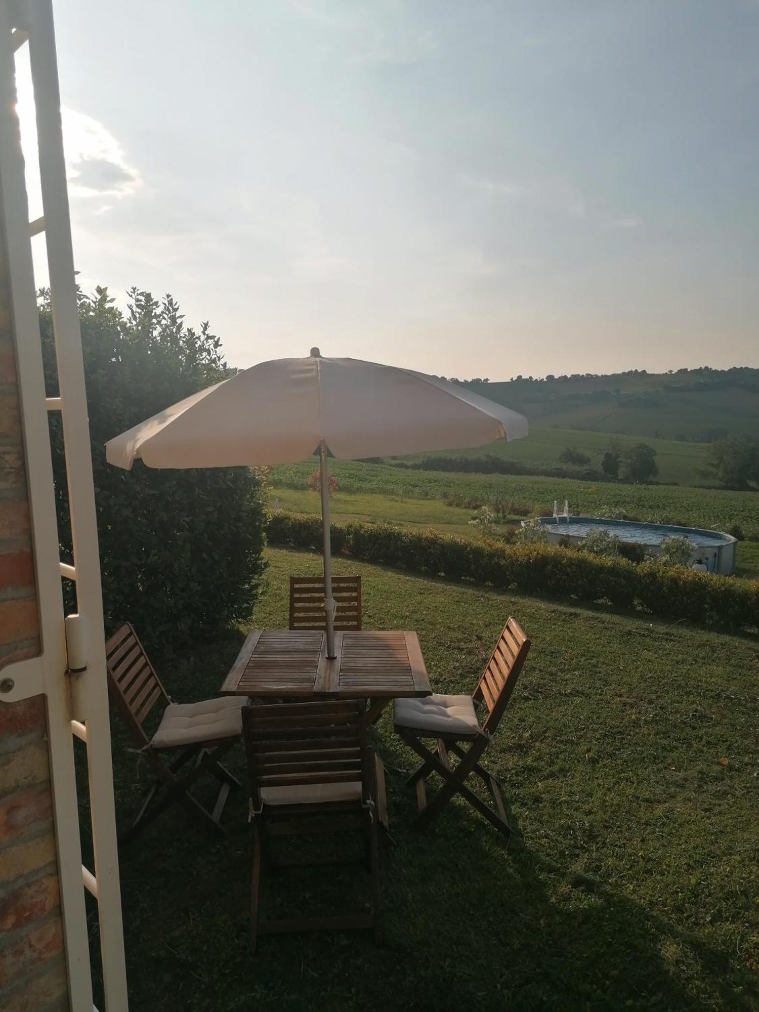 Il Giardino Nella Valle Belvedere Ostrense Екстер'єр фото