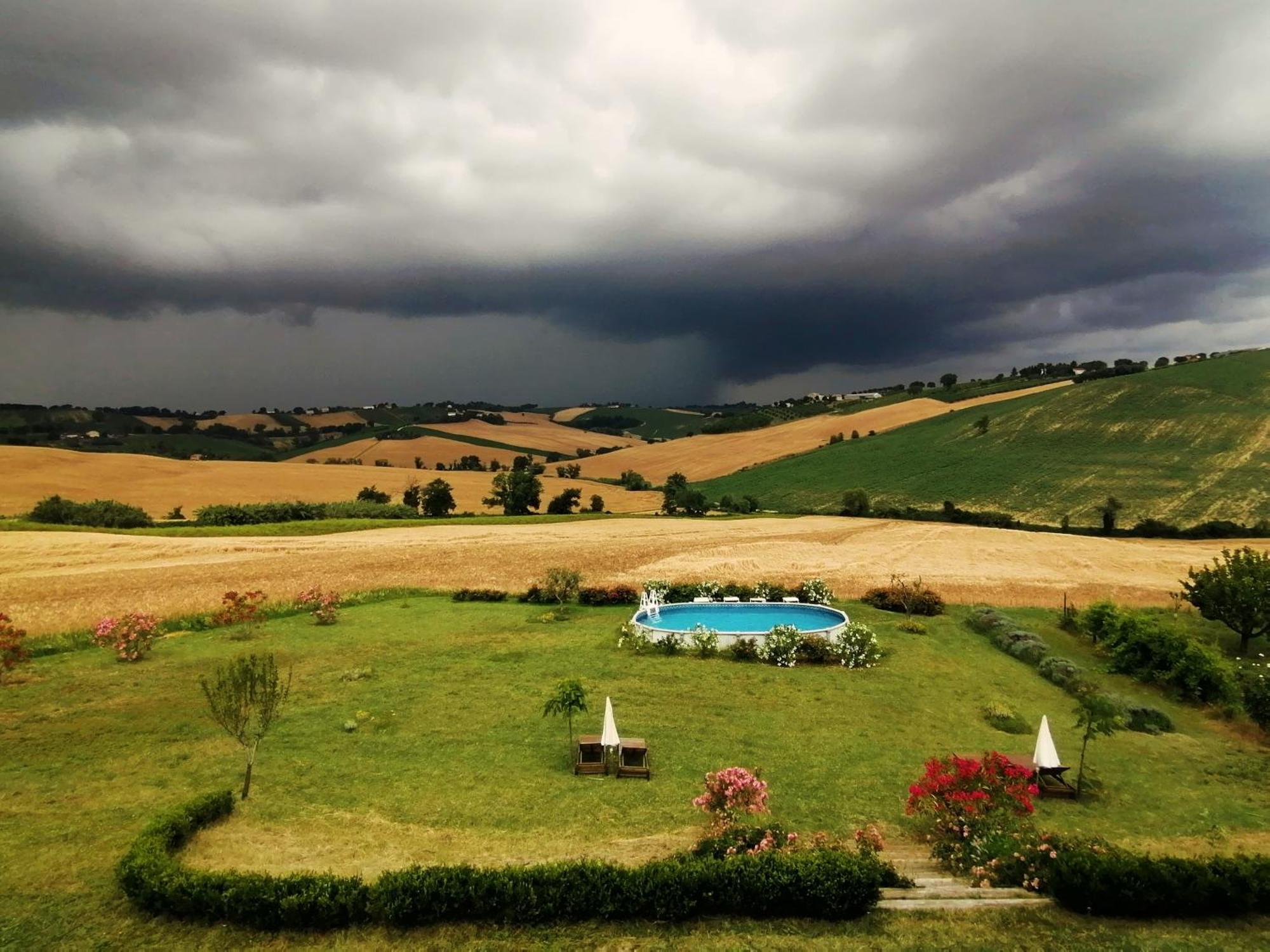 Il Giardino Nella Valle Belvedere Ostrense Екстер'єр фото